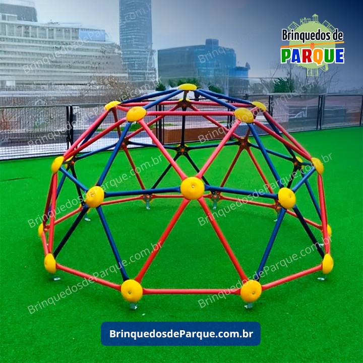SCANDERE DOMOS da Brinquedos de Parque, também conhecido como Casa de Escala ou Domo Infantil é um Brinquedo de Ferro - Playground de Ferro - Brinquedo de Parquinho - Brinquedos de Ferro em Condomínios, Escolas, Creches, Praças, Chácaras, Sítios e Mobiliário Urbano.