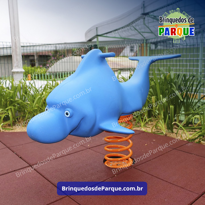 Brinquedos de Mola - Golfinho em Plástico Rotomoldado e Mola Galvanizada e Pintura Eletrostática, material reforçado que aumentará ainda o custo benefício. Playground de Ferro - Brinquedo de Parquinho - Brinquedos de Ferro em Condomínios, Escolas, Creches, Praças, Chácaras, Sítios e Mobiliário Urbano.
