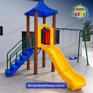 Playground de Madeira Plástica KMP 0101 - Krenke - Brinquedos para Parquinhos - Playground Infantil - Brinquedos de Parque para Escolas, Condomínios, Clubes, Hotéis - Brinquedão para Brinquedoteca