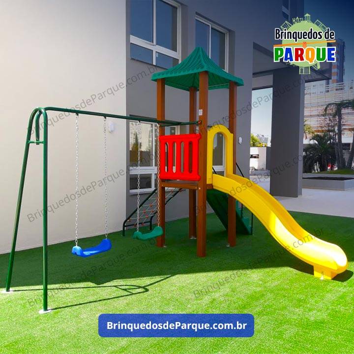 Playground de Madeira Plástica KMP 0101 - Krenke - Brinquedos para Parquinhos - Playground Infantil - Brinquedos de Parque para Escolas, Condomínios, Clubes, Hotéis - Brinquedão para Brinquedoteca