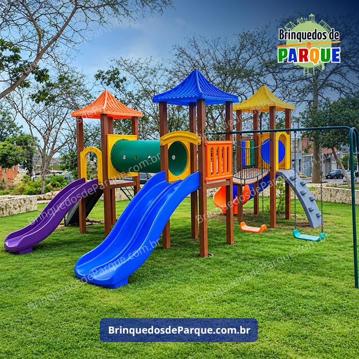 Parque 0301 - Playground Ecológico de Madeira Plástica - Brinquedos para Parquinhos - Playground Infantil - Brinquedos de Parque para Escolas, Condomínios, Praças, Construtoras, Clubes, Hotéis, Brinquedão para Brinquedoteca