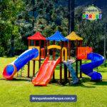 Parque 0302 - Playground Ecológico de Madeira Plástica - Brinquedos para Parquinhos - Playground Infantil - Brinquedos de Parque para Escolas, Condomínios, Praças, Construtoras, Clubes, Hotéis, Brinquedão para Brinquedoteca