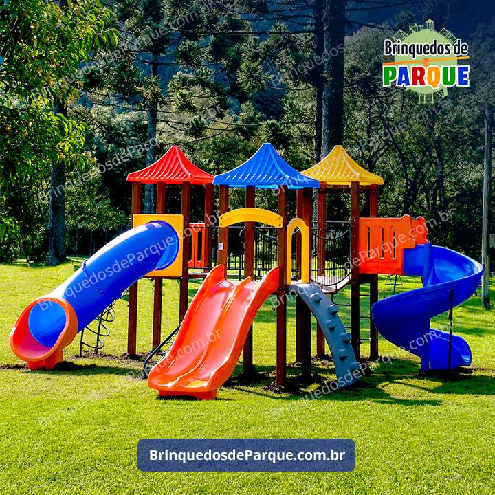 Parque 0302 - Playground Ecológico de Madeira Plástica - Brinquedos para Parquinhos - Playground Infantil - Brinquedos de Parque para Escolas, Condomínios, Praças, Construtoras, Clubes, Hotéis, Brinquedão para Brinquedoteca