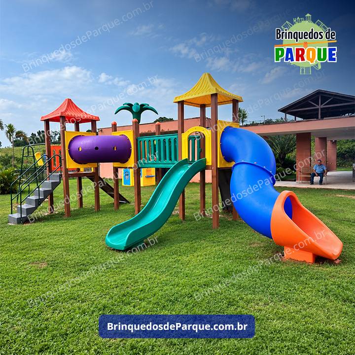 Parque 0303 - Playground Ecológico de Madeira Plástica - Brinquedos para Parquinhos - Playground Infantil - Brinquedos de Parque para Escolas, Condomínios, Praças, Construtoras, Clubes, Hotéis, Brinquedão para Brinquedoteca
