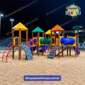 Parque 0502 - Playground Ecológico de Madeira Plástica - Brinquedos para Parquinhos - Playground Infantil - Brinquedos de Parque para Escolas, Condomínios, Praças, Construtoras, Clubes, Hotéis, Brinquedão para Brinquedoteca
