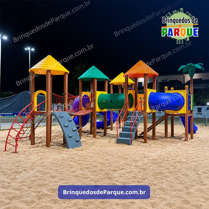 Parque 0502 - Playground Ecológico de Madeira Plástica - Brinquedos para Parquinhos - Playground Infantil - Brinquedos de Parque para Escolas, Condomínios, Praças, Construtoras, Clubes, Hotéis, Brinquedão para Brinquedoteca