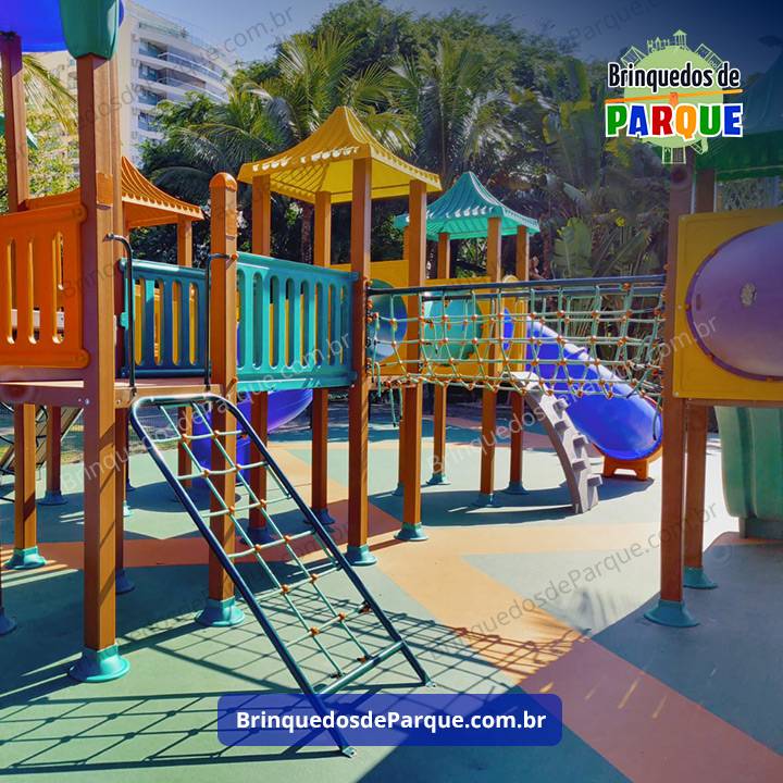 Parque 1101 - Playground Ecológico de Madeira Plástica - Brinquedos para Parquinhos - Playground Infantil - Brinquedos de Parque para Escolas, Condomínios, Praças, Construtoras, Clubes, Hotéis, Brinquedão para Brinquedoteca